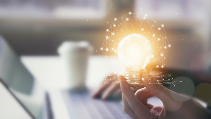 成语- 落叶归根是什么意思？