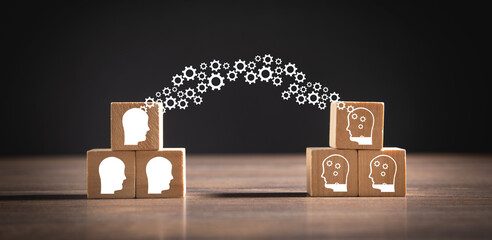 成语- 落叶归根是什么意思？