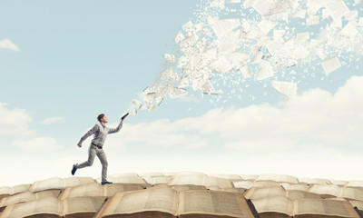 成语- 落叶归根是什么意思？