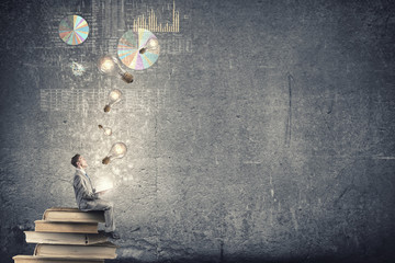 《一本好书》读书会主持词